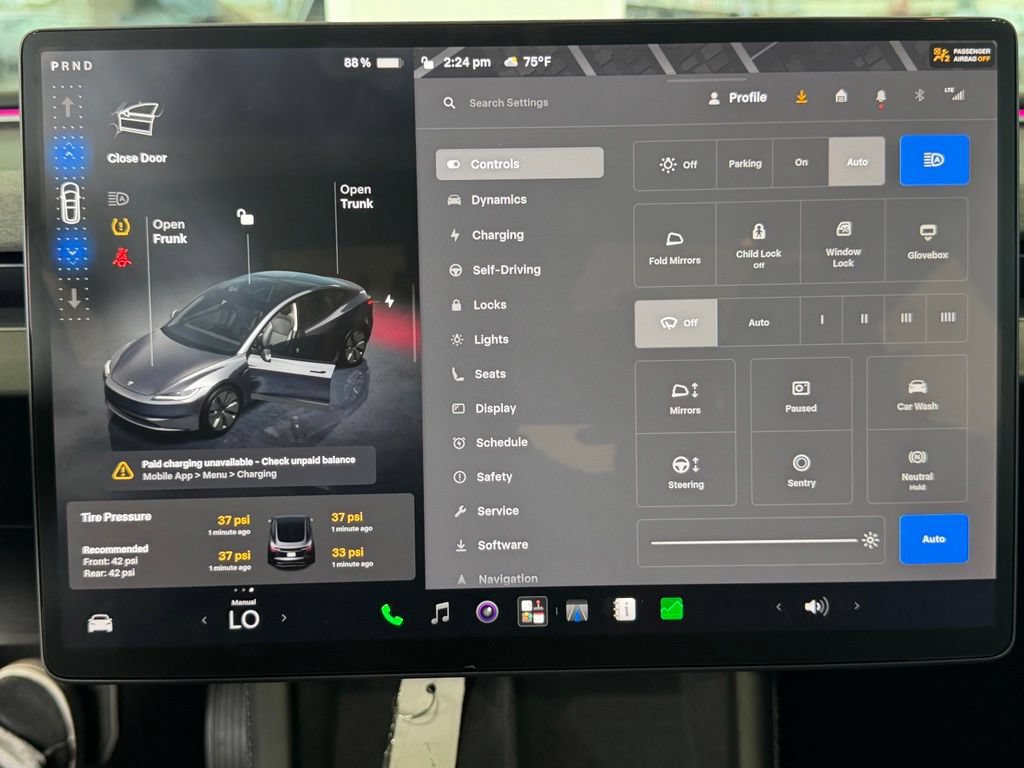 Used 2024 Tesla Model 3 Standard Range RWD image 29