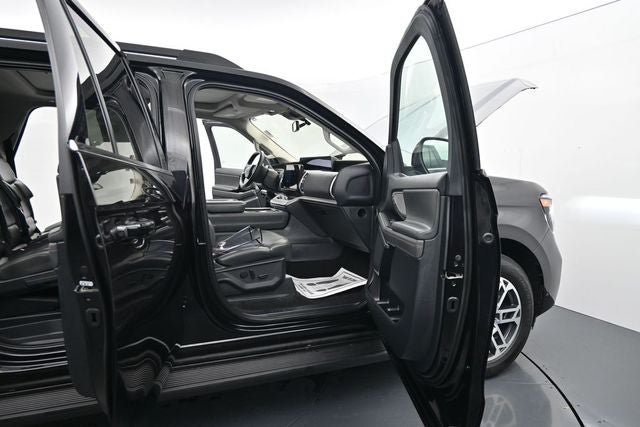 Certified 2025 Ford Expedition Max Active AWD/4WD image 14