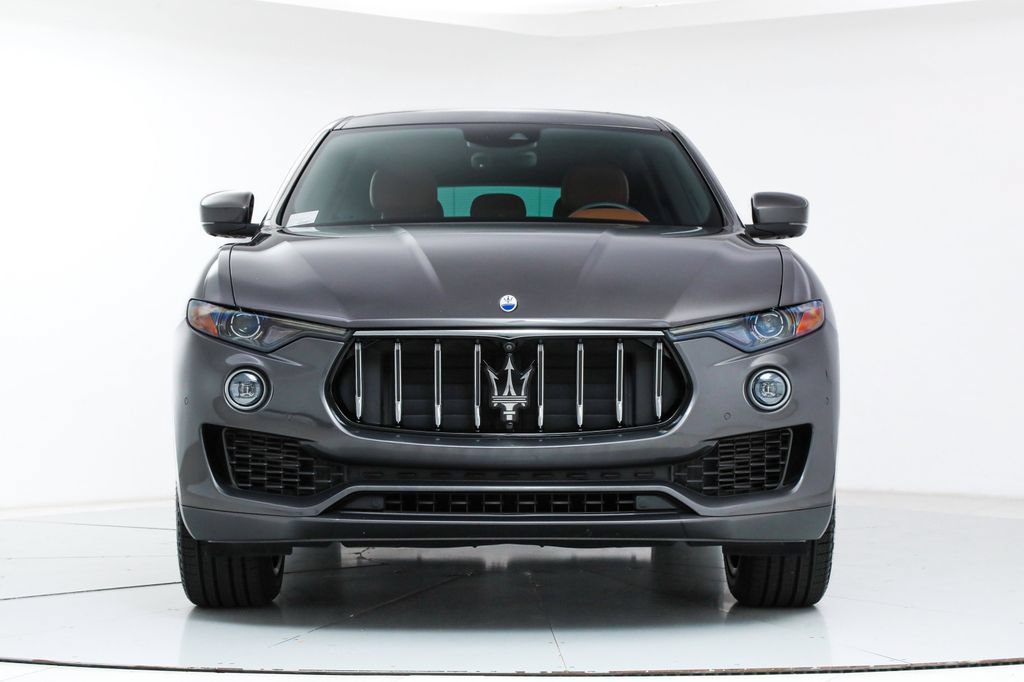 Certified 2023 Maserati Levante GT AWD/4WD image 8