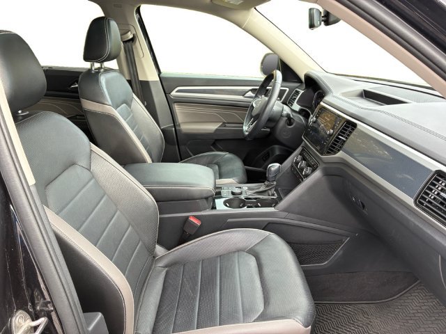 Used 2022 Volkswagen Atlas SEL Premium AWD/4WD image 12