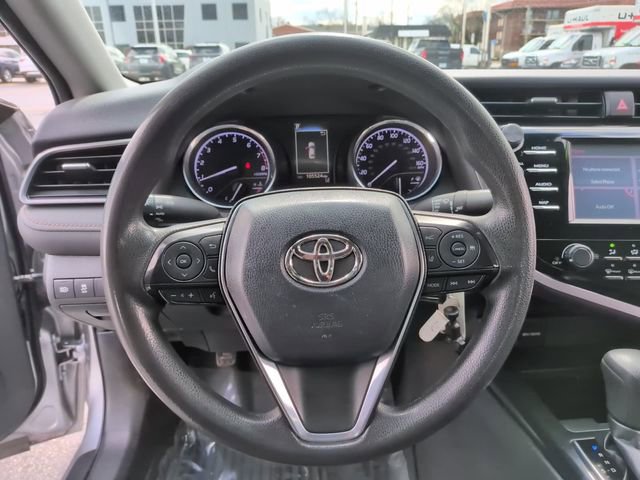 Used 2019 Toyota Camry LE image 22