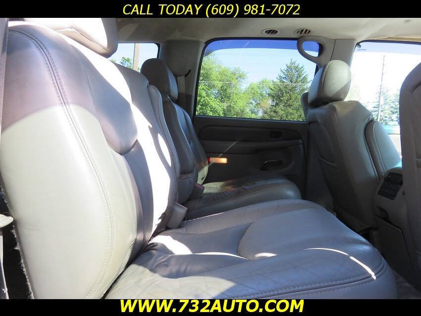 Used 2003 GMC Yukon XL Denali AWD/4WD image 9