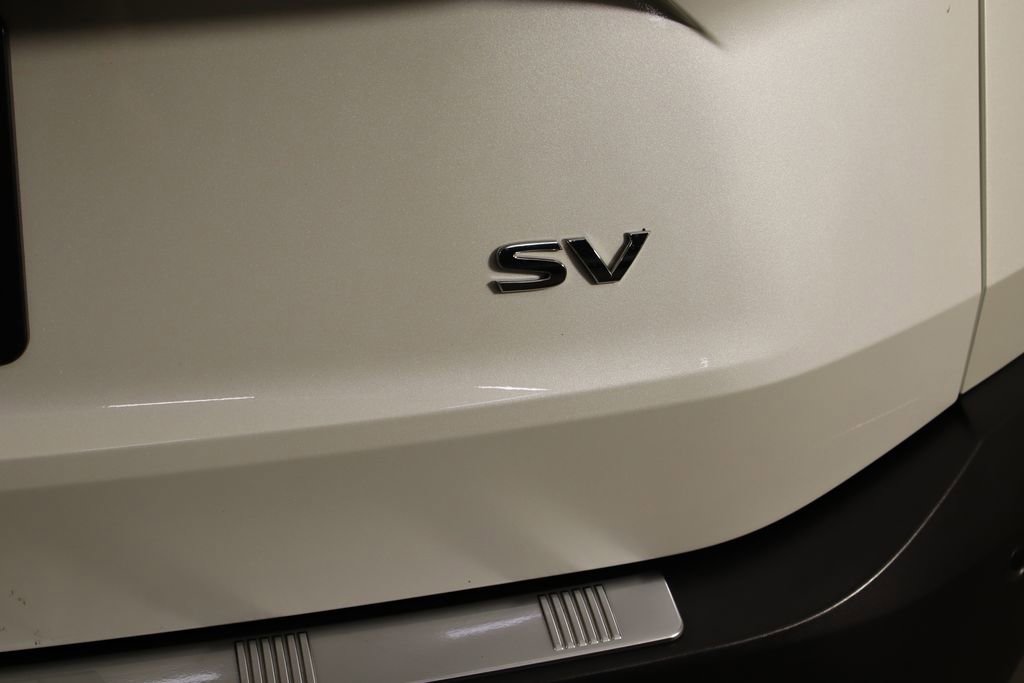Used 2023 Nissan Rogue SV FWD image 40