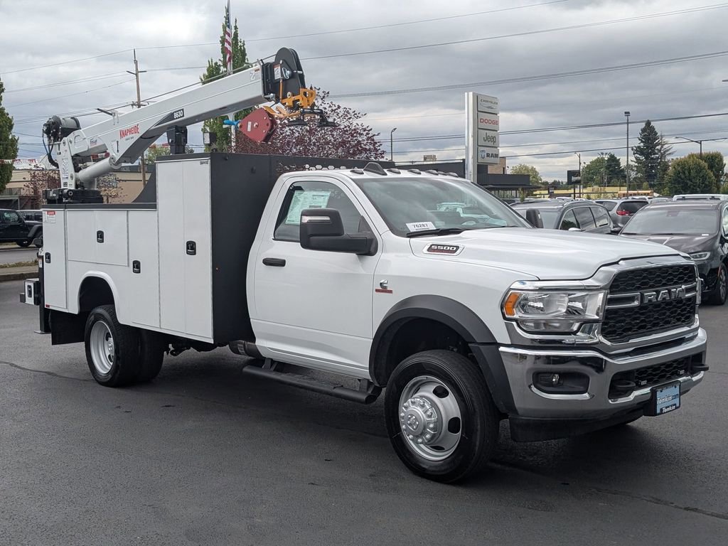New 2024 RAM 5500 Tradesman AWD/4WD image 7