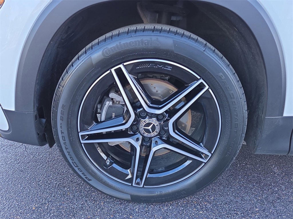 Certified 2025 Mercedes-Benz GLB 250 4MATIC image 9