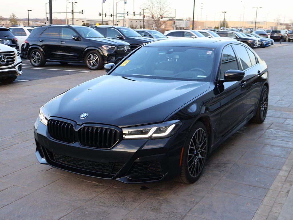 Used 2023 BMW 540i xDrive w/ M Sport Package AWD/4WD image 4