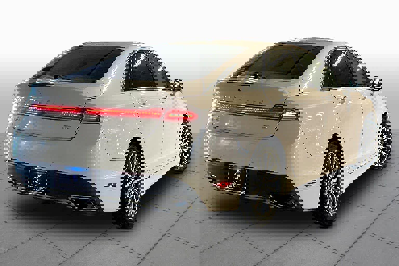 Used 2018 Lincoln MKZ Select w/ Climate Package image 12