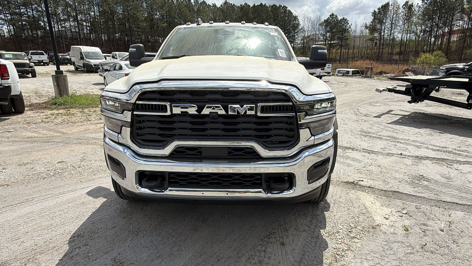 New 2026 RAM 5500 Tradesman w/ Chrome Appearance Group AWD/4WD image 3