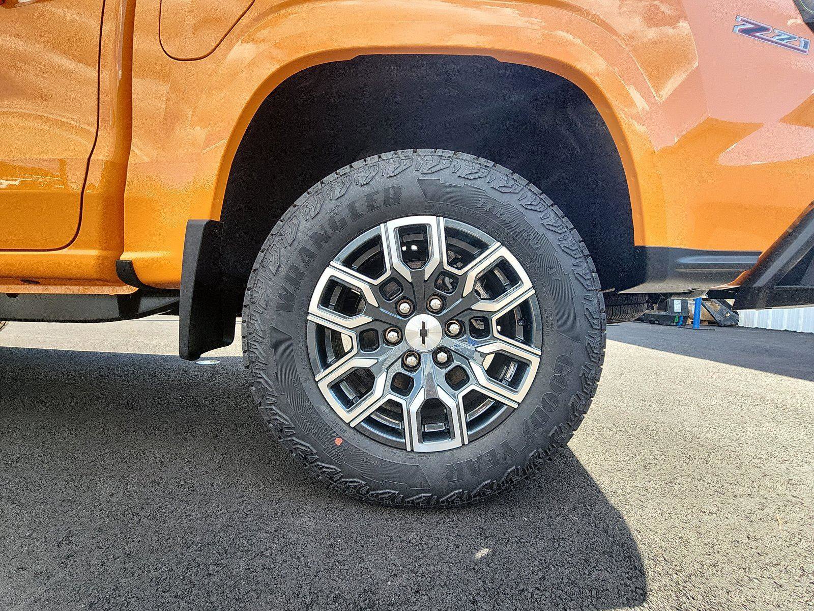 New 2026 Chevrolet Colorado Z71 w/ Technology Package image 9