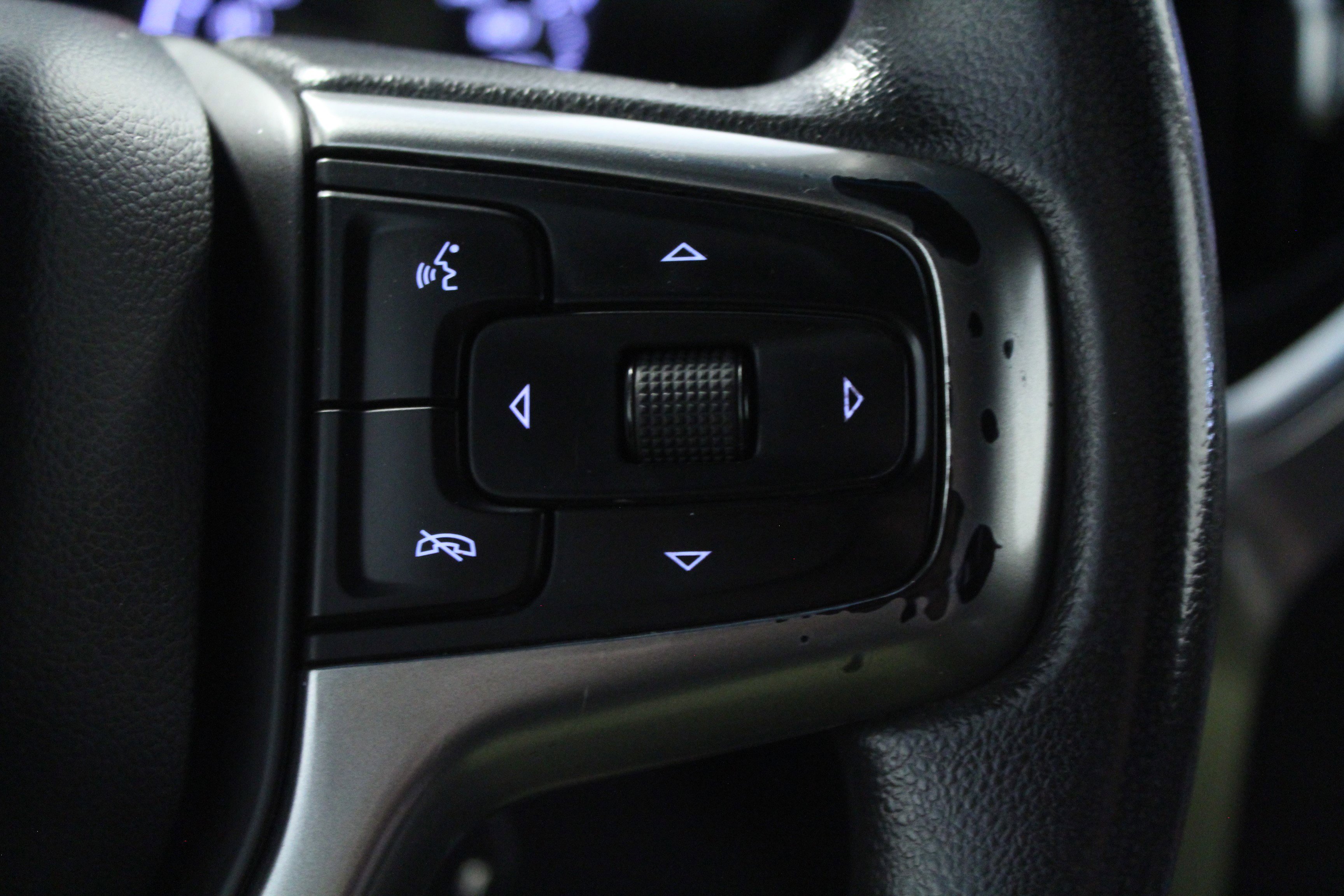 Used 2021 Chevrolet Silverado 3500 LT AWD/4WD image 21