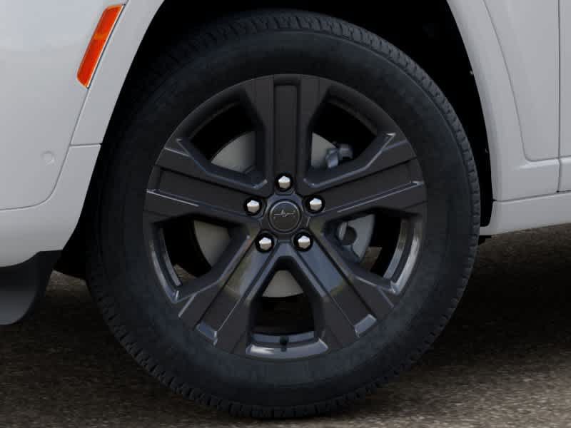 New 2027 Jeep Grand Cherokee Limited AWD/4WD image 8