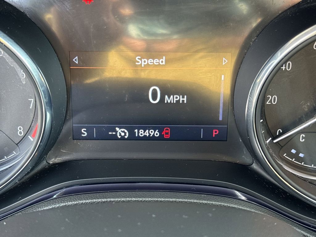 Certified 2022 Buick Encore GX Select w/ Sport Touring Package image 12