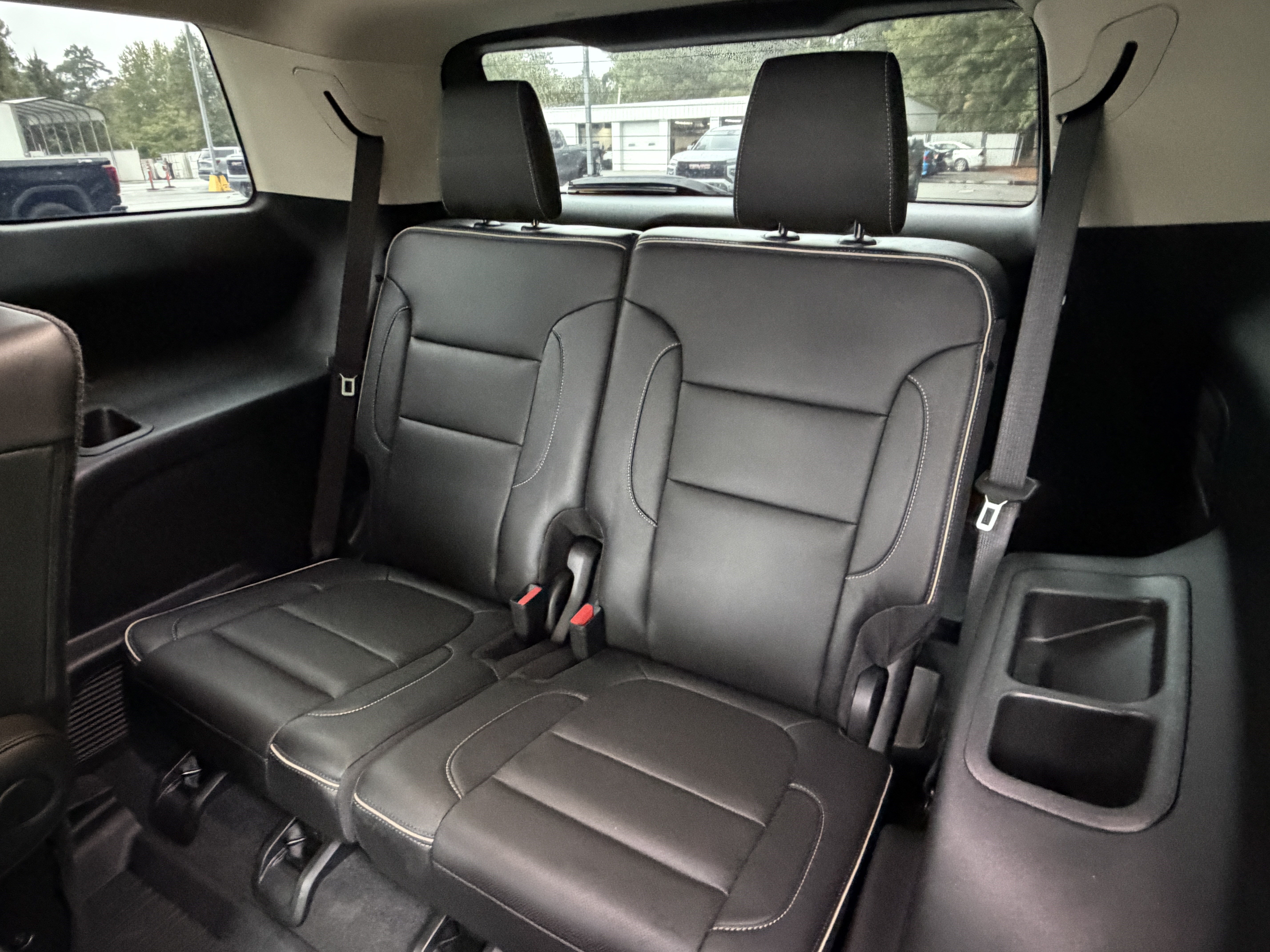 Used 2023 GMC Acadia Denali w/ Black Diamond Edition FWD image 18
