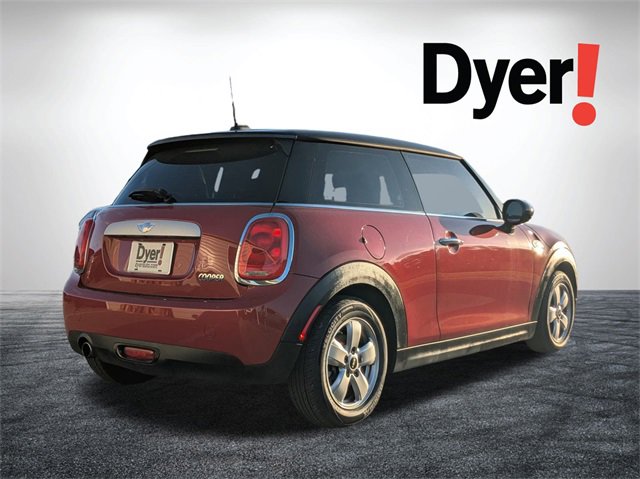 Used 2014 MINI Cooper 2-Door Hardtop image 6