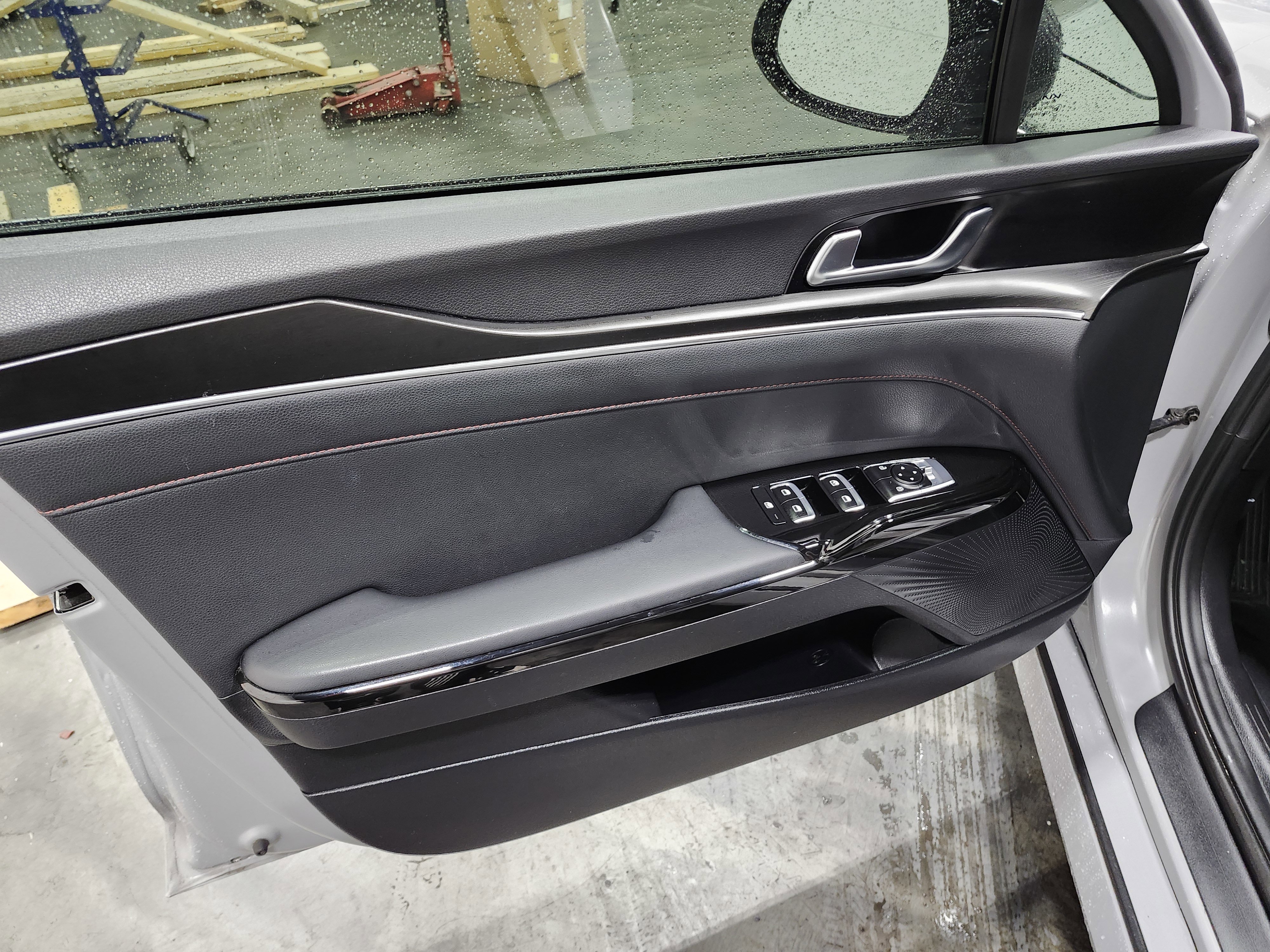 Used 2024 Kia K5 GT FWD image 29