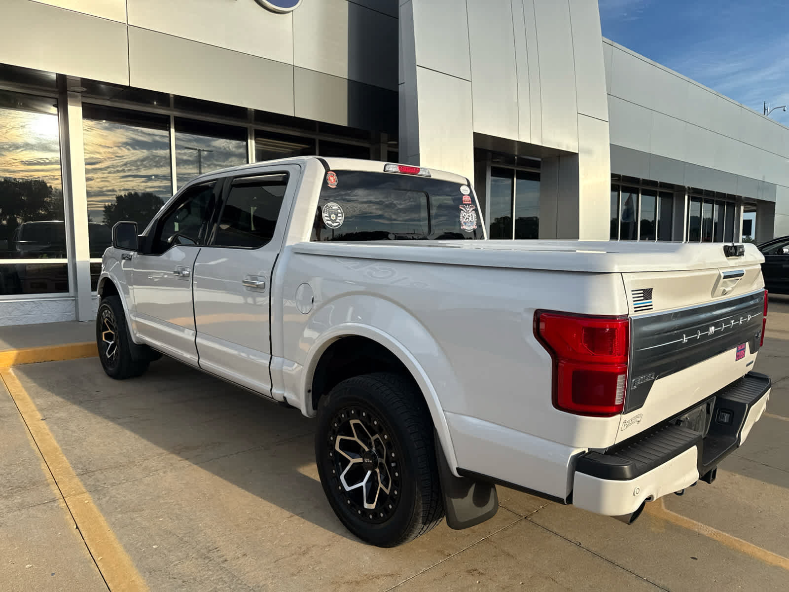 Used 2019 Ford F150 Limited w/ Trailer Tow Package AWD/4WD image 4