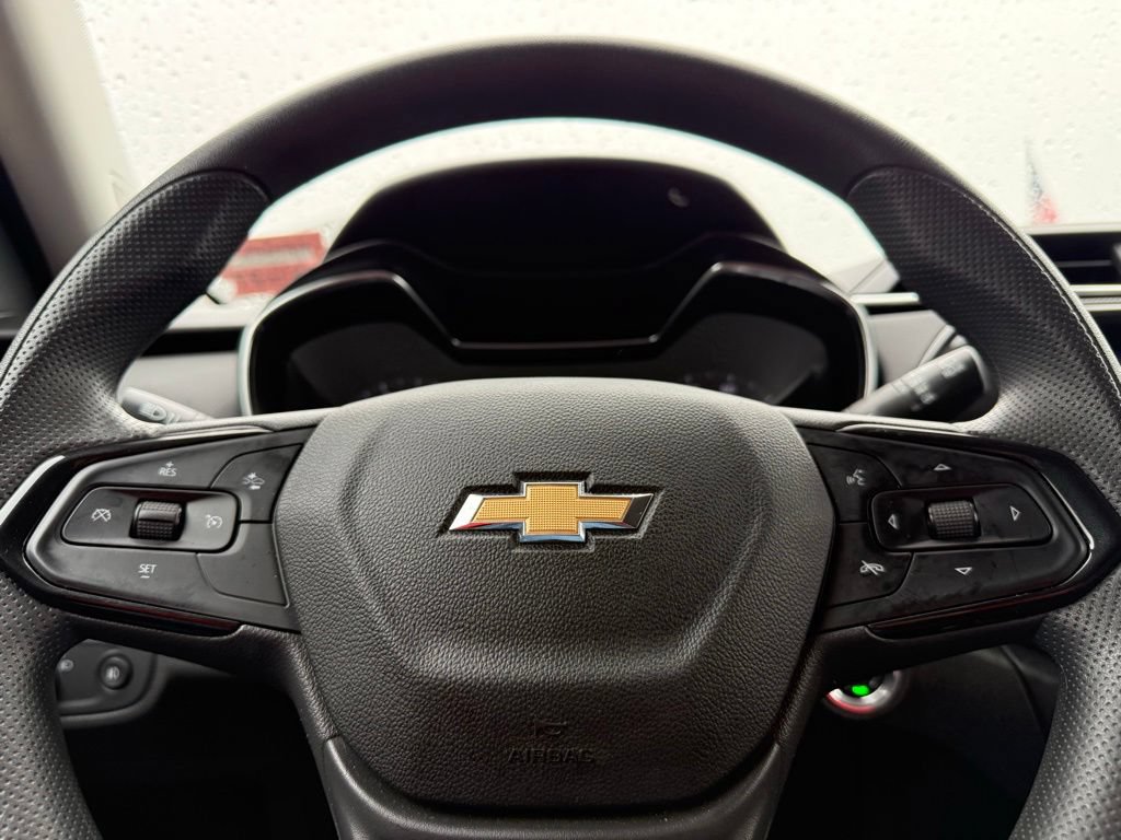 Used 2022 Chevrolet TrailBlazer LT w/ Convenience Package AWD/4WD image 39
