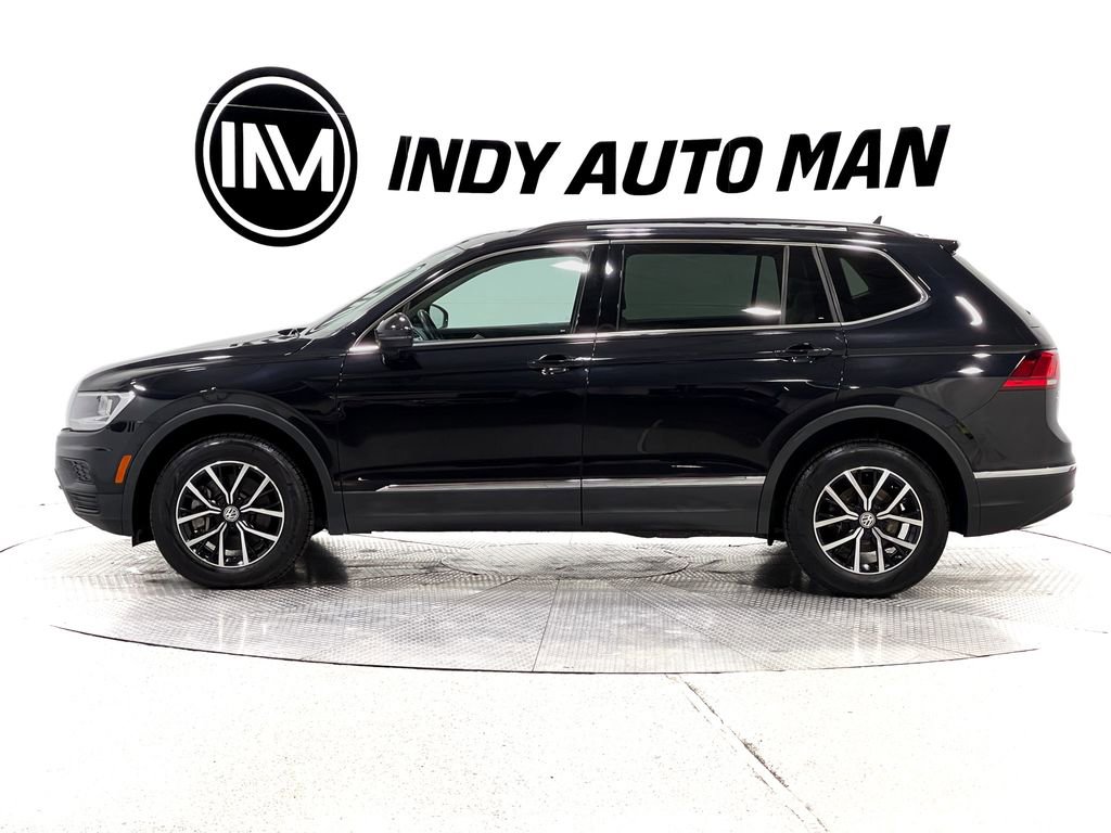 Used 2021 Volkswagen Tiguan SE w/ Panoramic Sunroof Package image 6