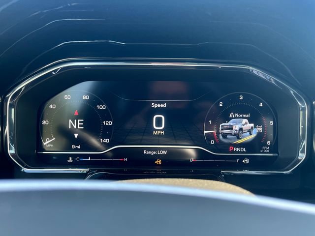 Used 2025 GMC Sierra 2500 SLT w/ SLT Premium Package image 13