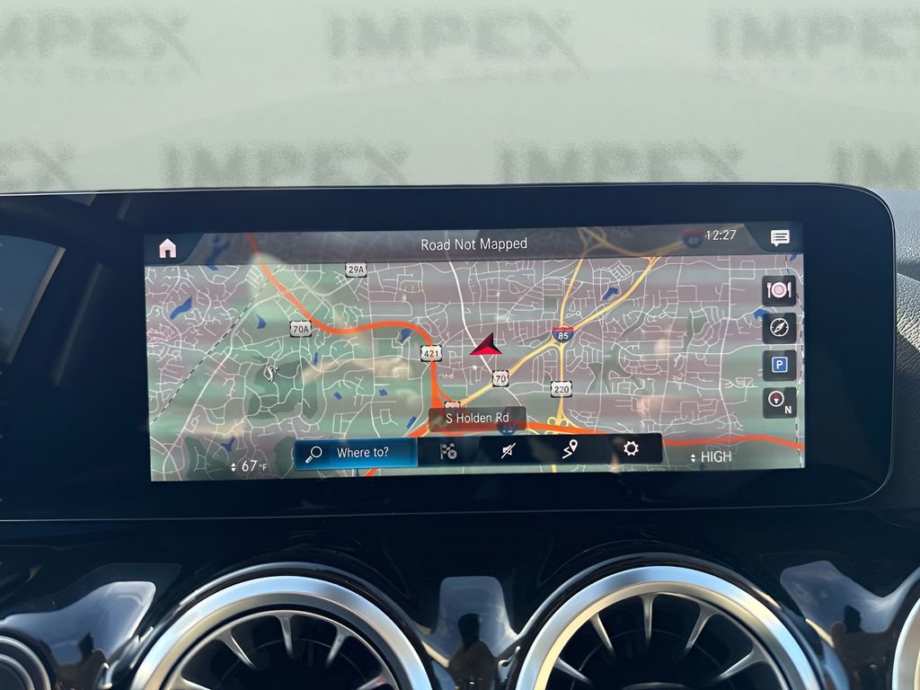 Used 2022 Mercedes-Benz GLA 250 4MATIC w/ Premium Package Lite image 19