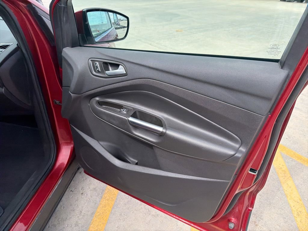 Used 2016 Ford Escape Titanium FWD image 23