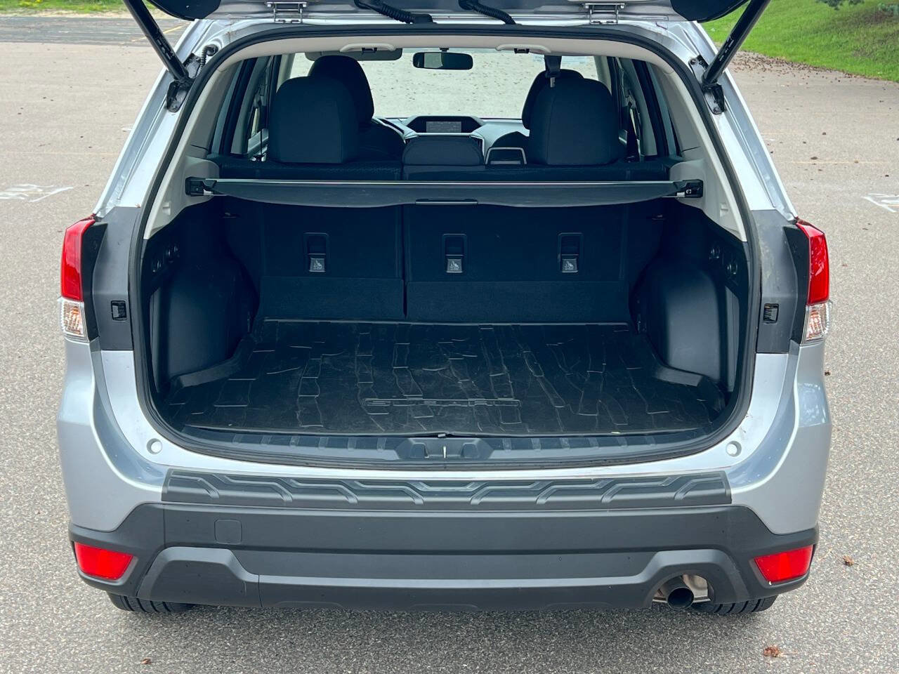 Used 2023 Subaru Forester Premium image 5
