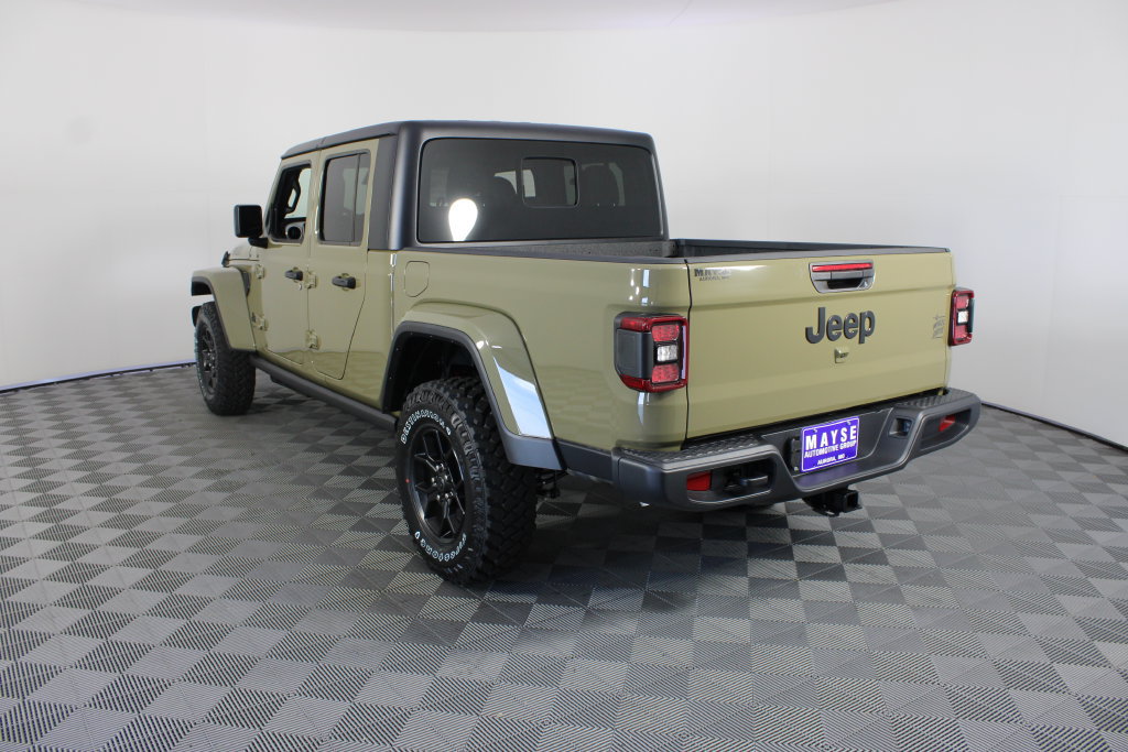 New 2026 Jeep Gladiator Sport AWD/4WD image 21