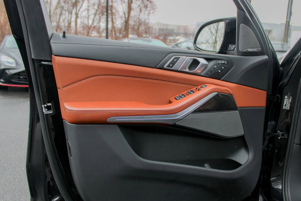 Used 2026 BMW X7 M60i image 7