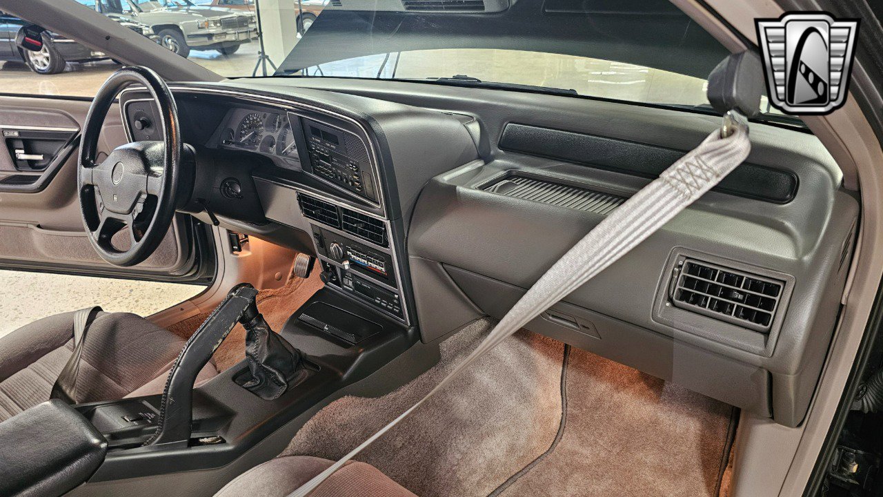 Used 1989 Mercury Cougar XR7 image 26