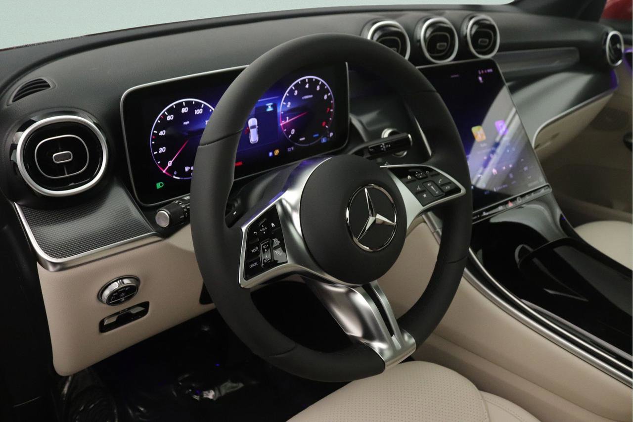 New 2026 Mercedes-Benz GLC 300 image 4