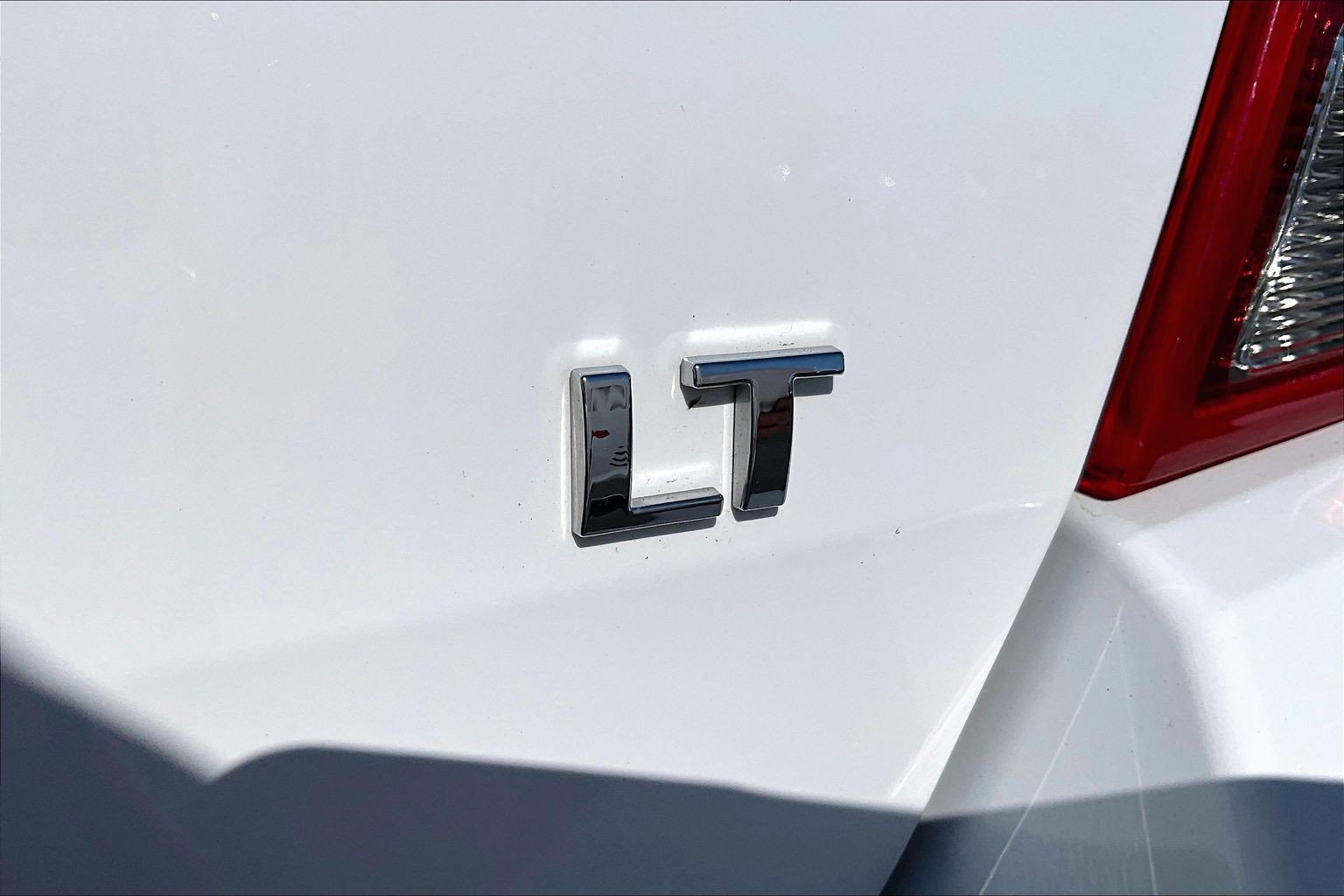 Used 2017 Chevrolet Trax LT AWD/4WD image 32
