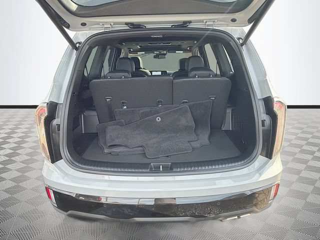 Used 2025 Kia Telluride EX X-Line AWD/4WD image 28