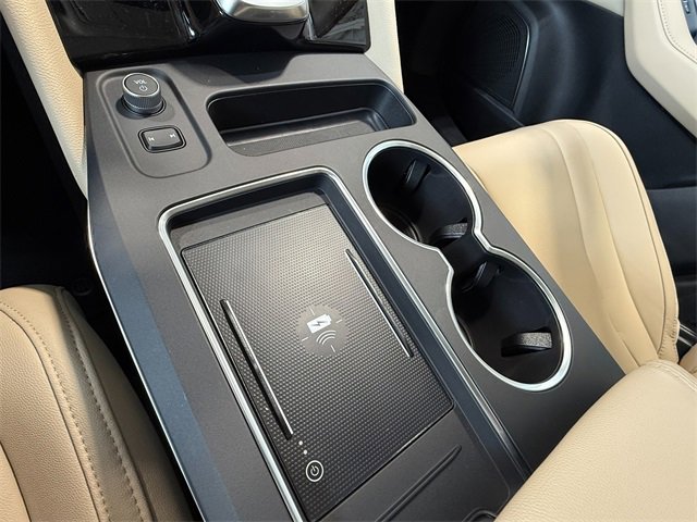 New 2026 Acura MDX SH-AWD image 17