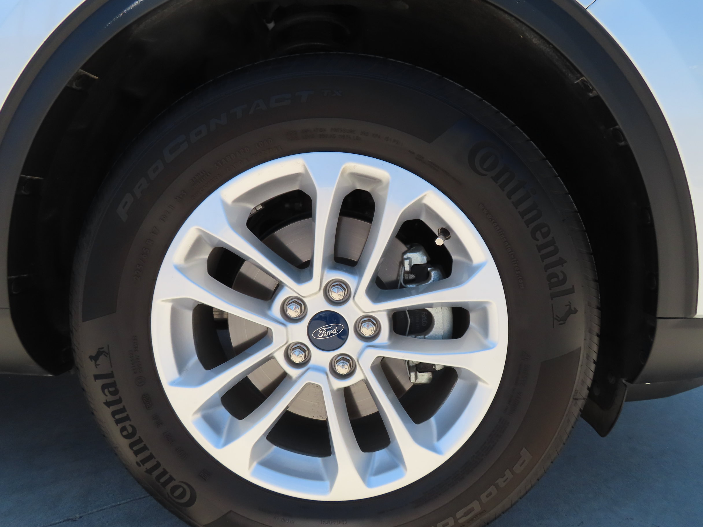 Used 2020 Ford Escape S AWD/4WD image 11