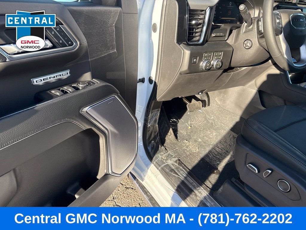 New 2026 GMC Sierra 1500 Denali w/ Denali Reserve Package AWD/4WD image 13