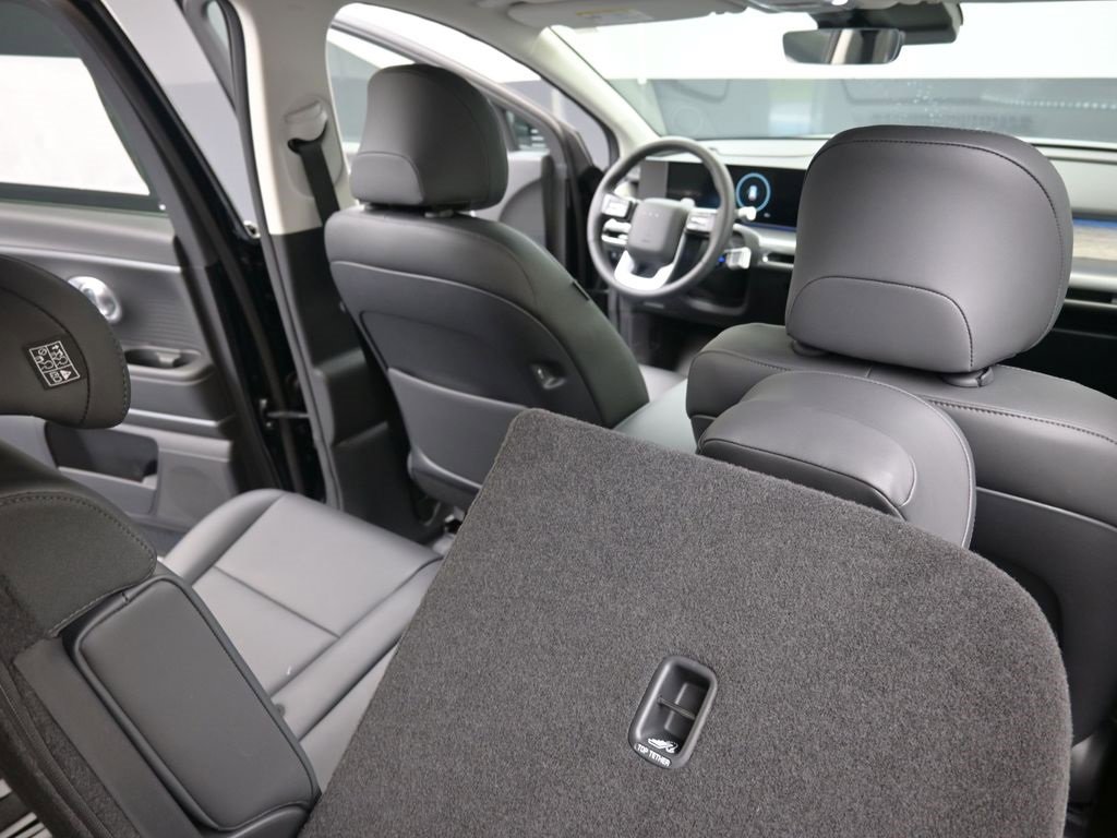 New 2026 Hyundai Ioniq 9 SEL image 15