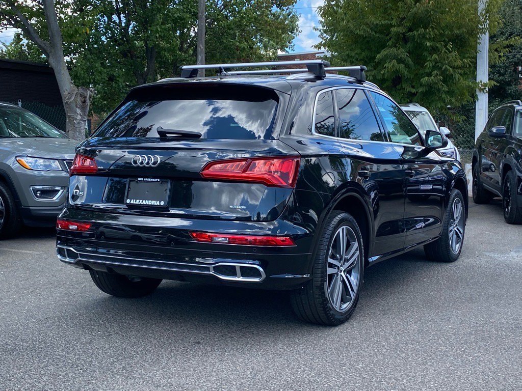 Used 2020 Audi Q5 e Premium Plus w/ Premium Plus Package image 3