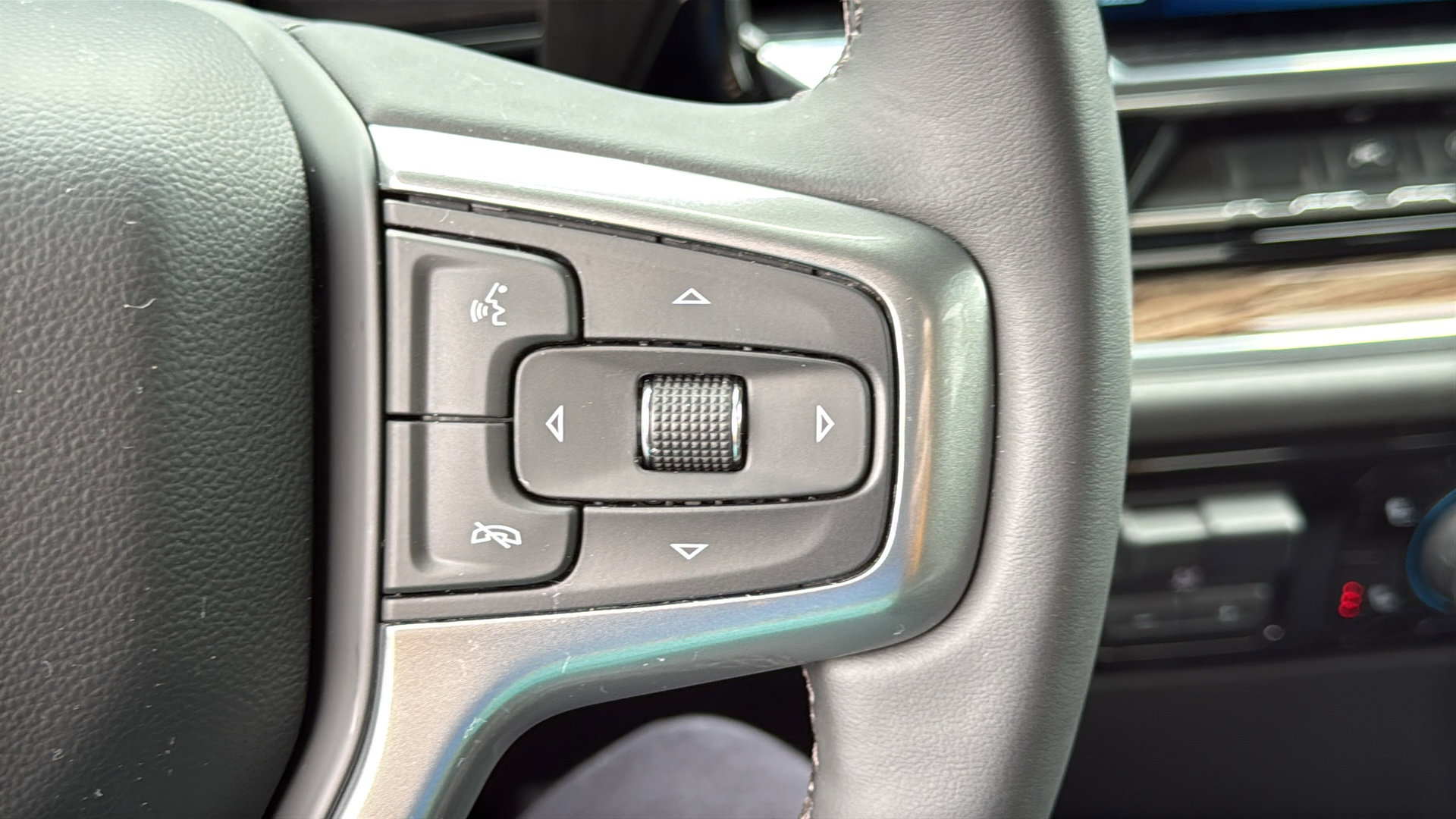 Used 2024 Chevrolet Silverado 1500 RST w/ Protection Package image 17