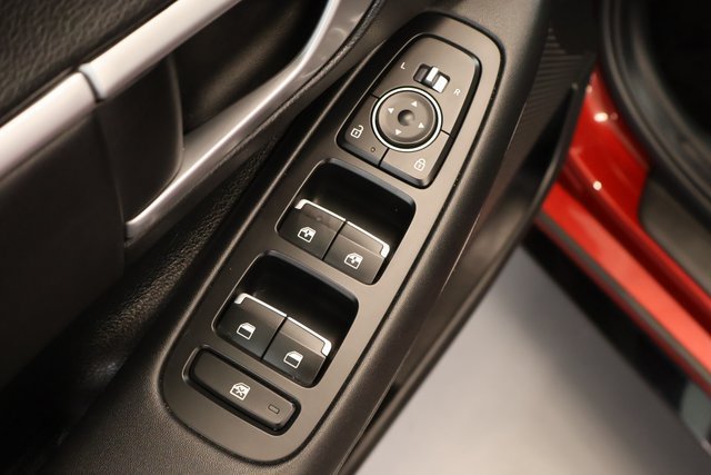Used 2025 Hyundai Sonata SEL FWD image 10