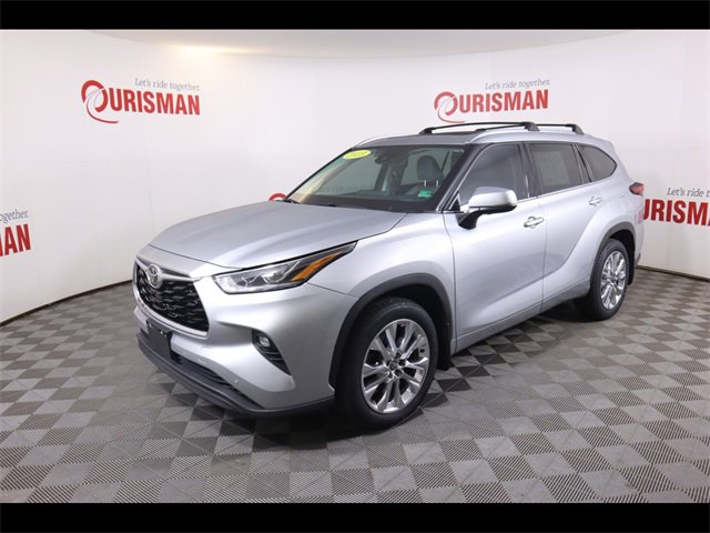 Used 2023 Toyota Highlander Limited image 4