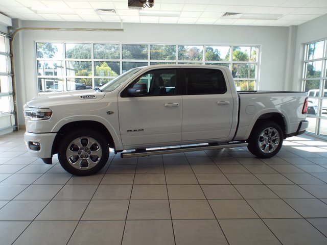 New 2026 RAM 1500 4x4 Crew Cab image 5