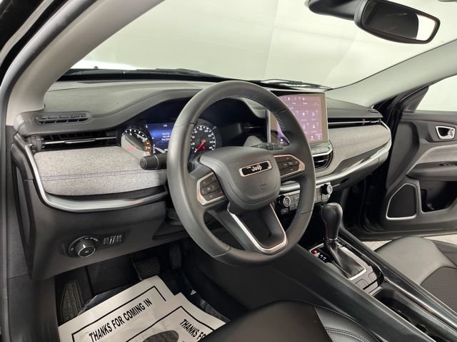 Used 2022 Jeep Compass Latitude FWD image 21