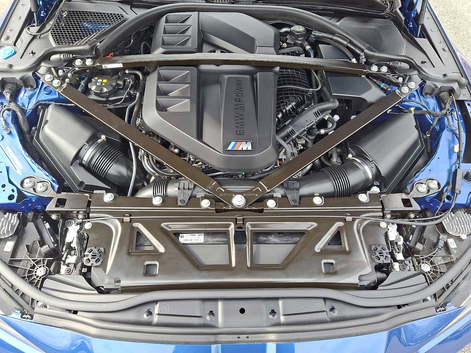 Used 2023 BMW M4 xDrive Competition w/ M Carbon Exterior Package image 28