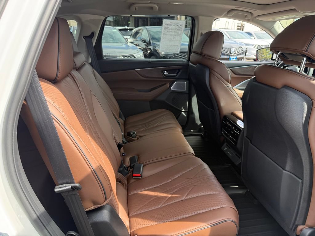 Certified 2026 Acura MDX SH-AWD w/ Advance Package image 20