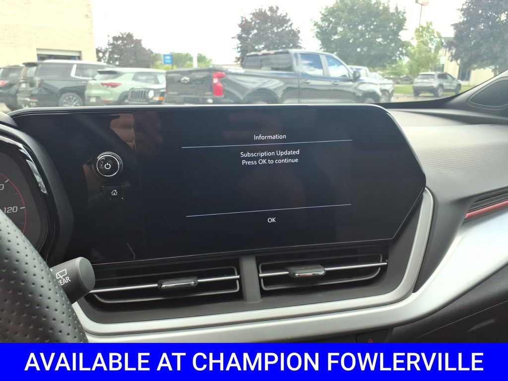 Used 2024 Chevrolet Trax RS w/ Driver Confidence Package FWD image 22