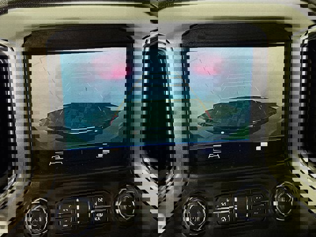 Used 2022 Chevrolet Silverado 2500 LT w/ Convenience Package image 11