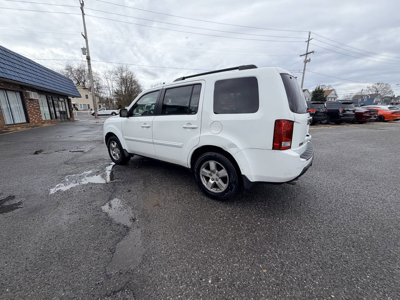 Used 2010 Honda Pilot EX-L image 17