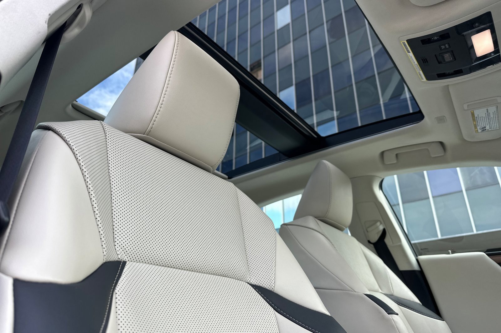 Used 2023 Lexus ES 350 w/ Premium Package FWD image 15