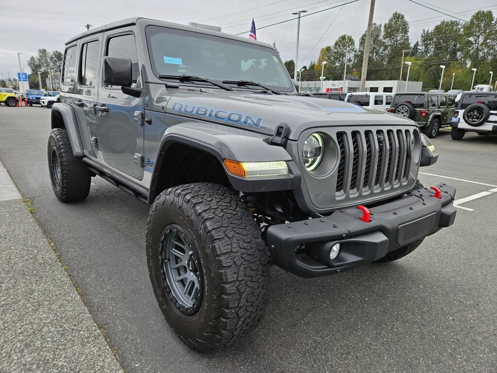 Used 2023 Jeep Wrangler Unlimited Rubicon 4xe w/ Steel Bumper Group AWD/4WD image 7