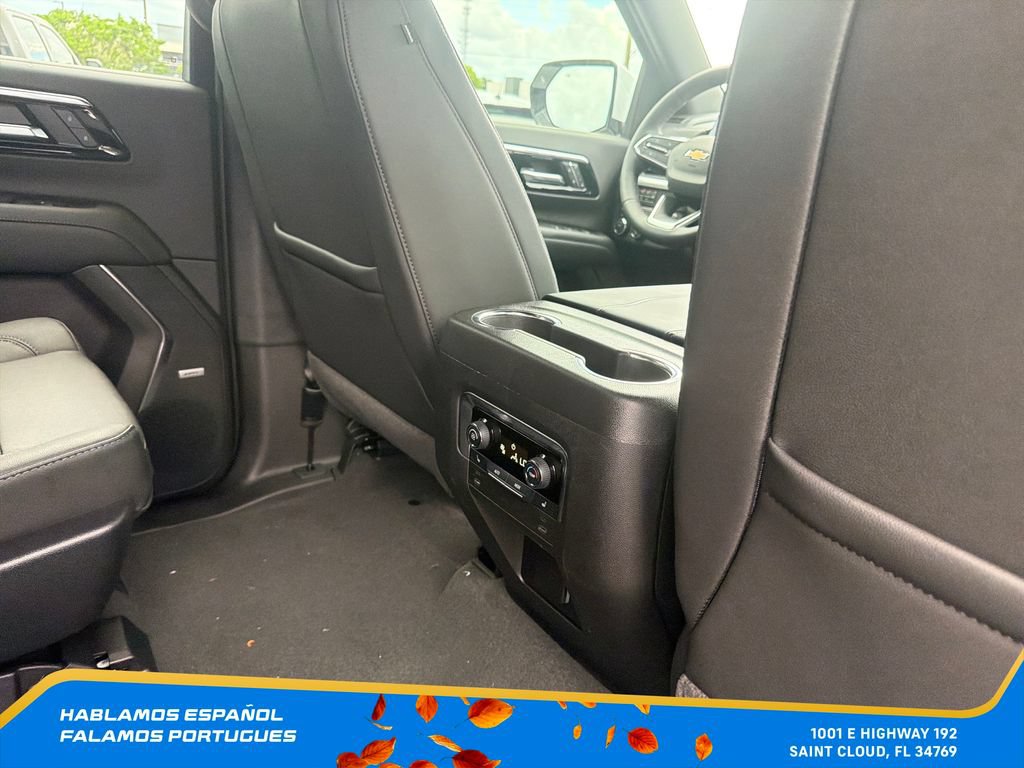 New 2026 Chevrolet Suburban LT w/ Comfort Package AWD/4WD image 35